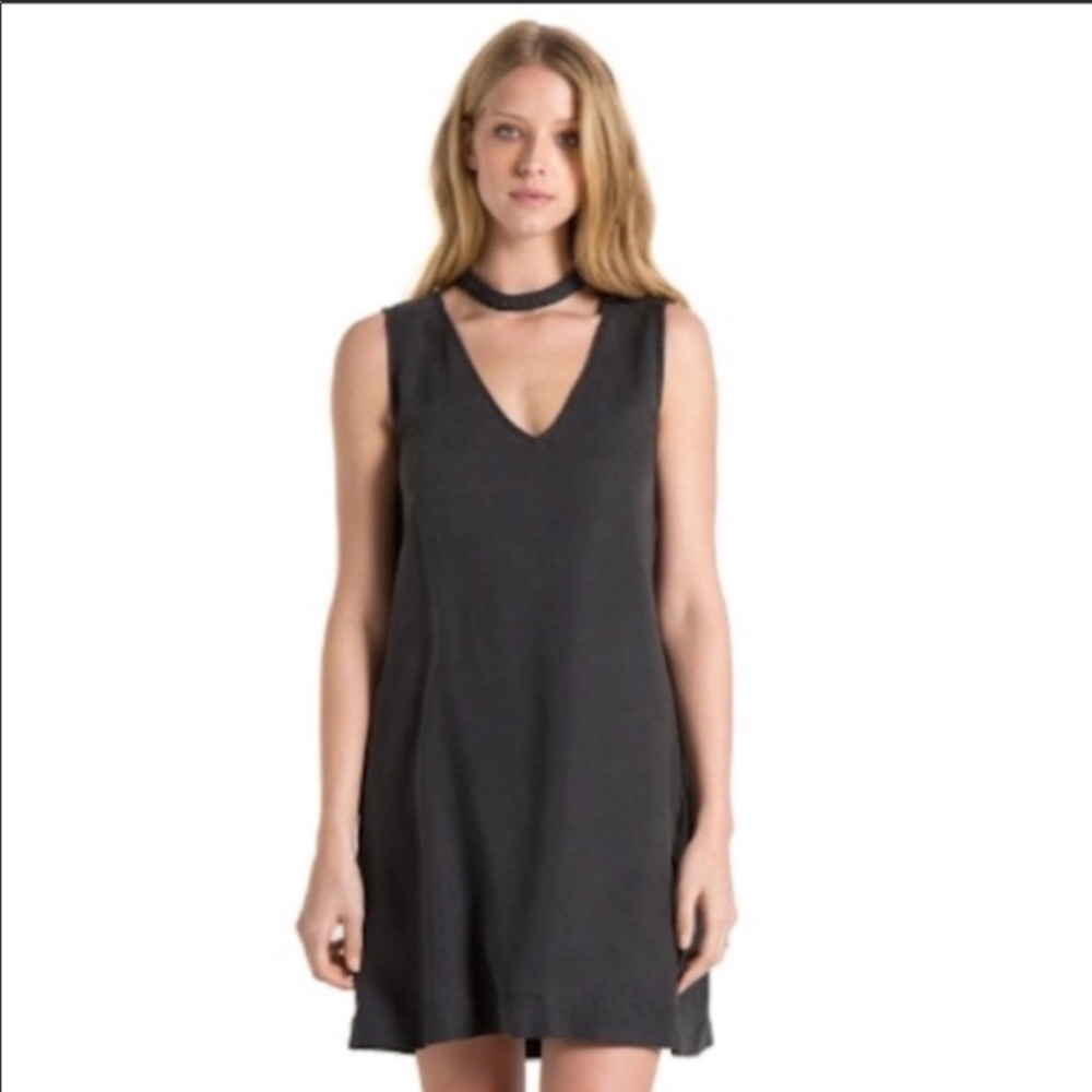 Kaari Blue Cold shoulder sz 2 LBD like new!